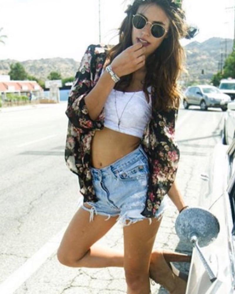 25P Denim shorts 24