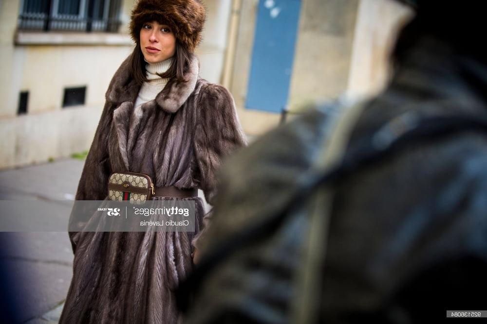 25P woman in fur coat 26