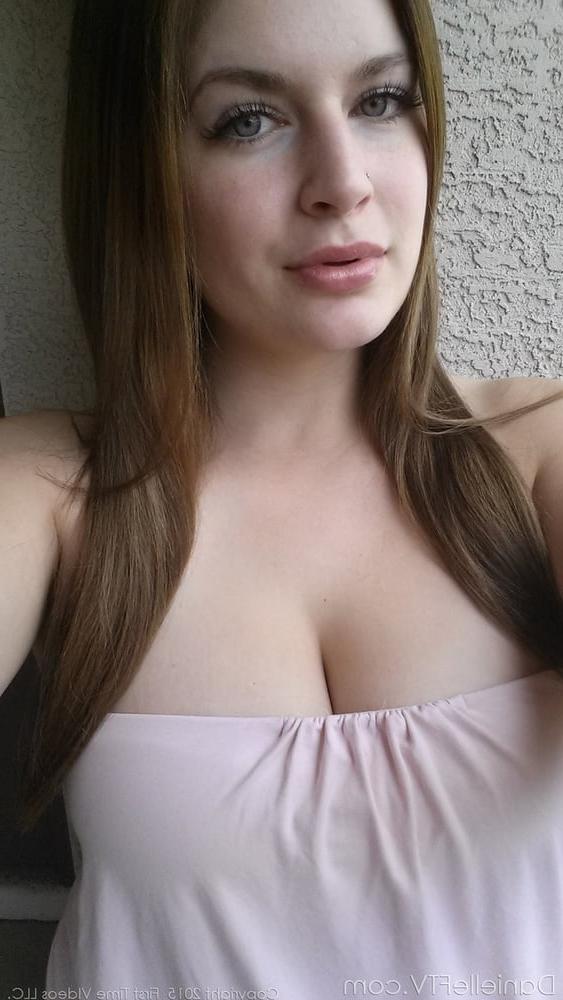 25P Sluts to Gang Bang Rough Vol #1 - Danielle Delaughney