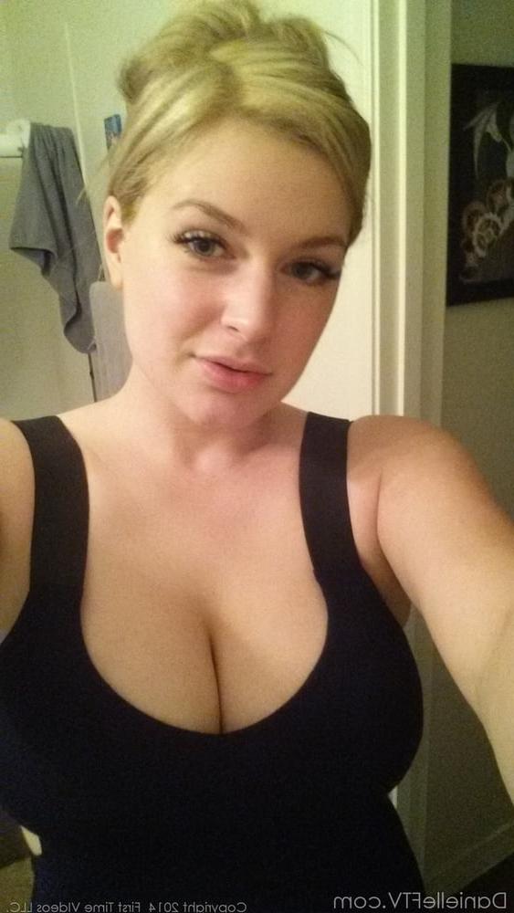 25P Sluts to Gang Bang Rough Vol #1 - Danielle Delaughney