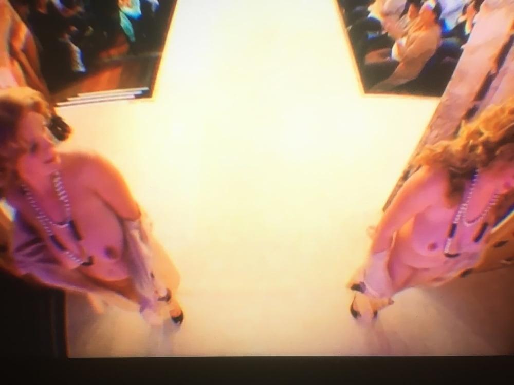 25P Suzy and Jeannie's Catwalk Show