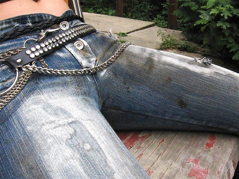 25P Queens in jeans CIV - Hand- and Blowjobs