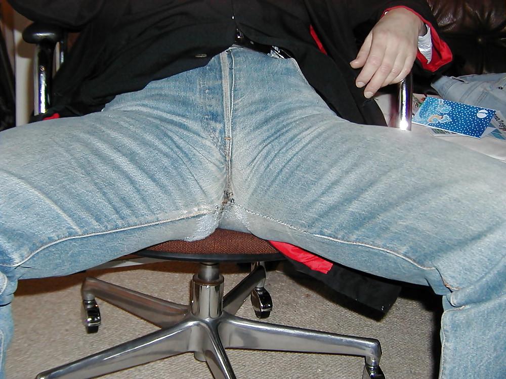 25P Queens in jeans CIV - Hand- and Blowjobs