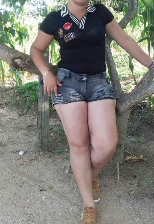 18P Camel toe