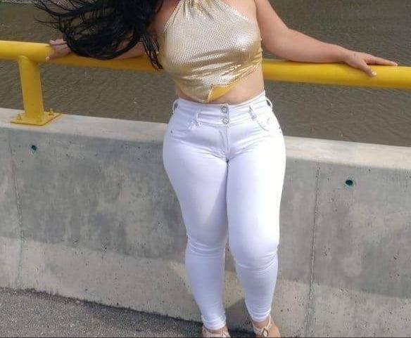 18P Camel toe