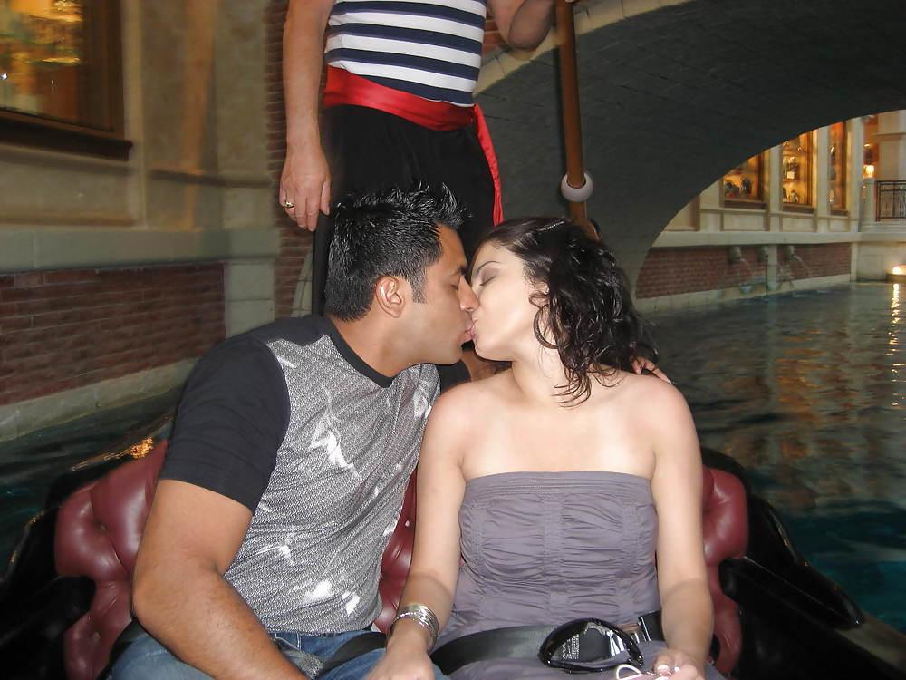 20P Sexy indian couple