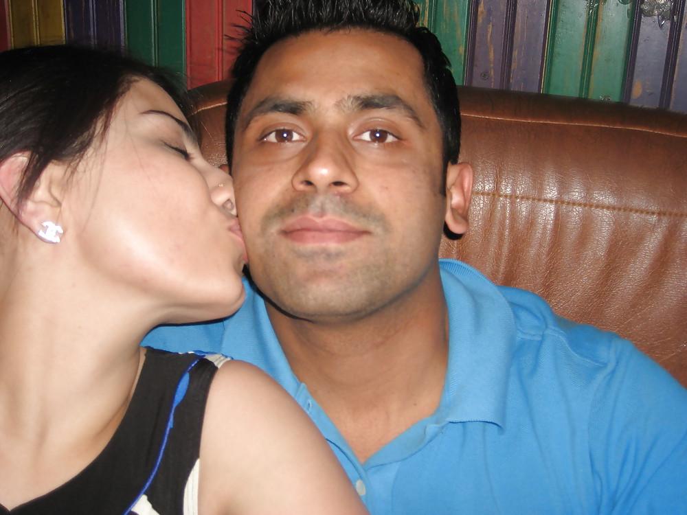 20P Sexy indian couple