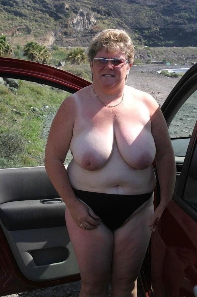 25P Show me your tits 117.