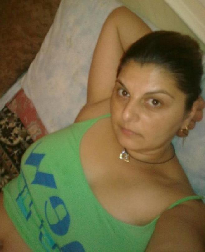 25P ROU ROMANIAN MILFS 64 ROMANIAN HOUSEWIFE