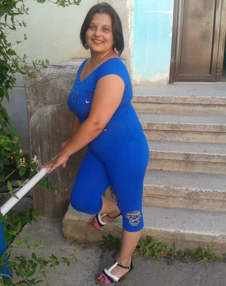 25P ROU ROMANIAN MILFS 64 ROMANIAN HOUSEWIFE