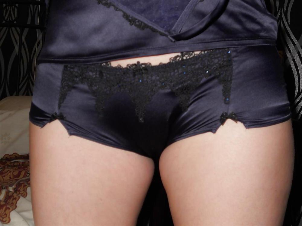 21P Satin sheer knickers and cami top