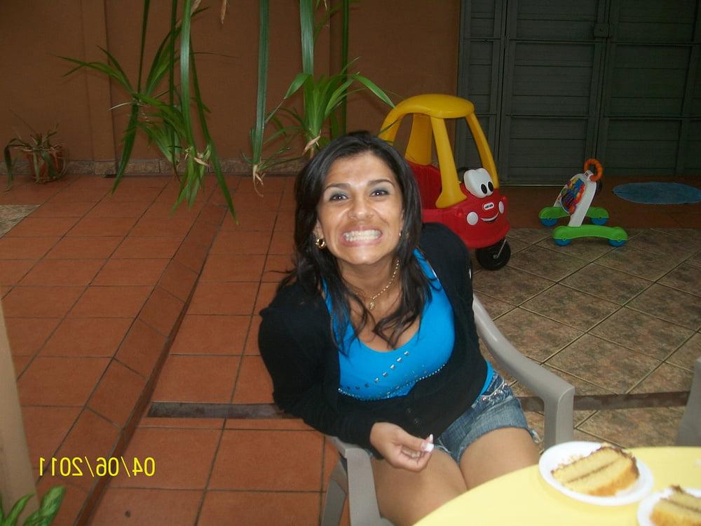25P 3. Costa Rican couple