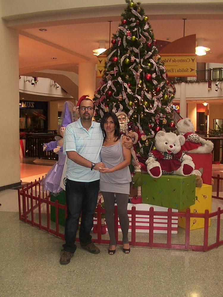 25P 3. Costa Rican couple