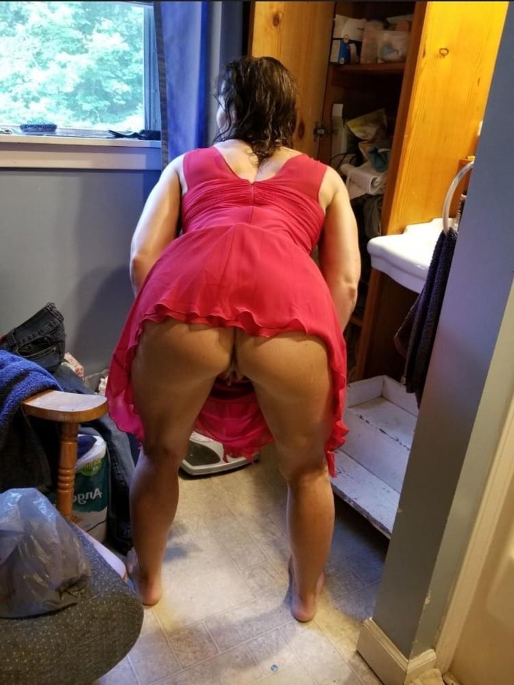 25P Bend Over Flash 106