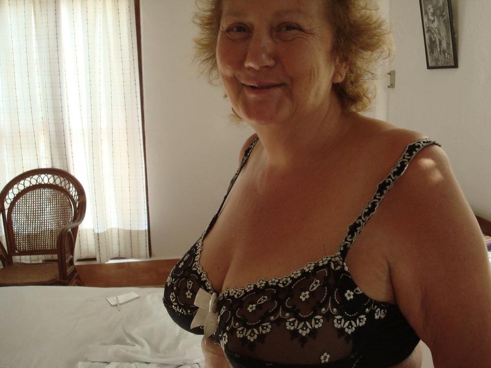 25P 3. Mature French couple