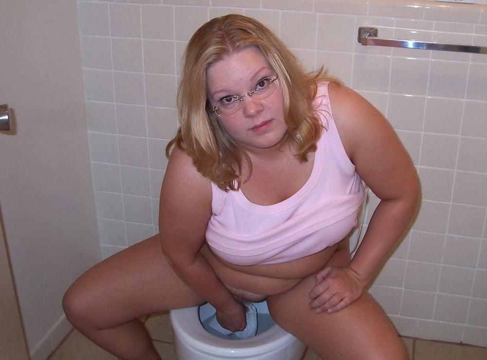 25P Wide open legs! Show us your pussy7