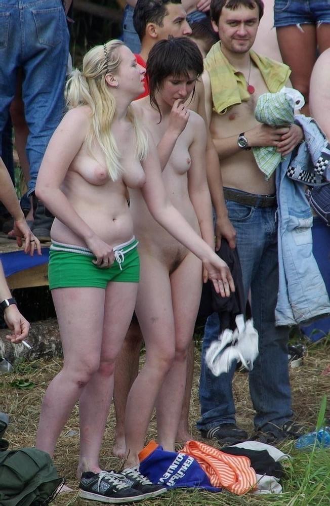 25P Show me your tits 109.