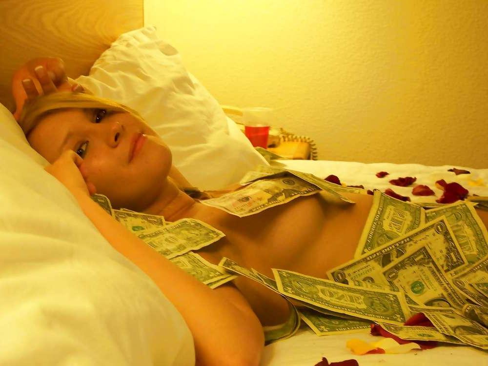23P Money and cash