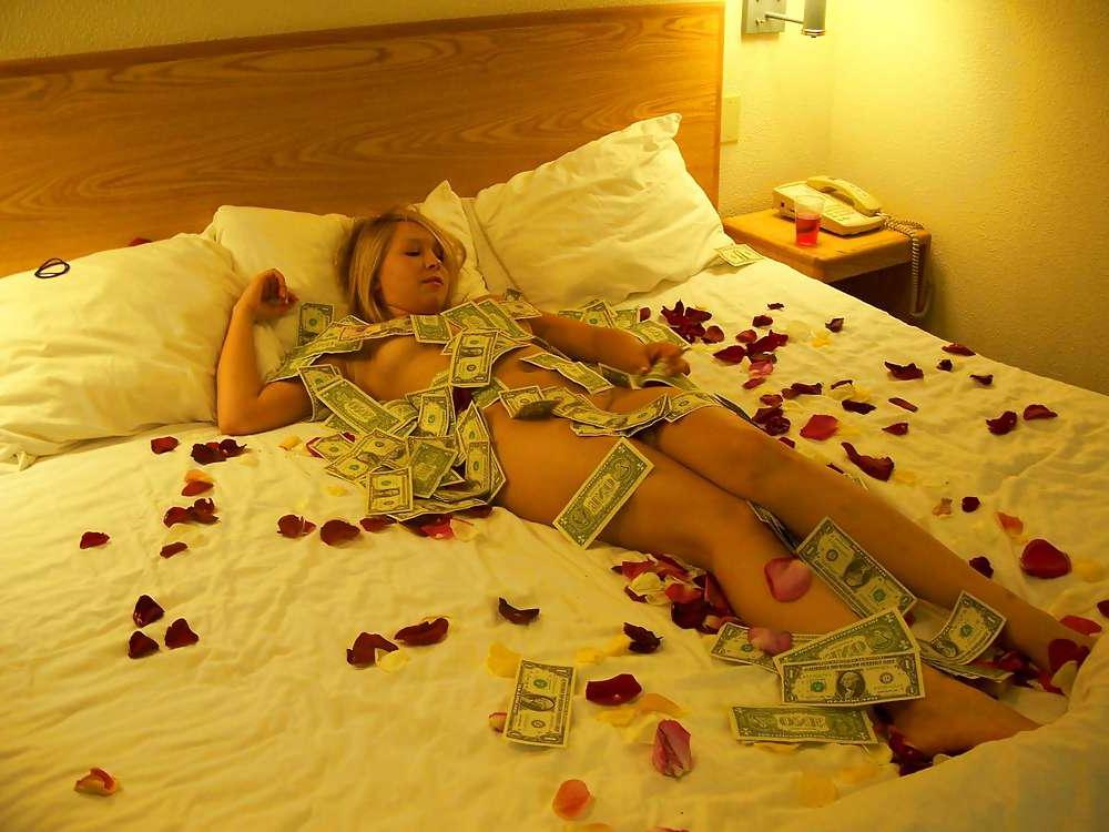 23P Money and cash