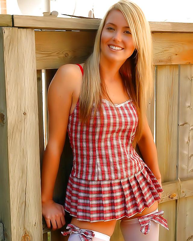 12P Perfect blonde