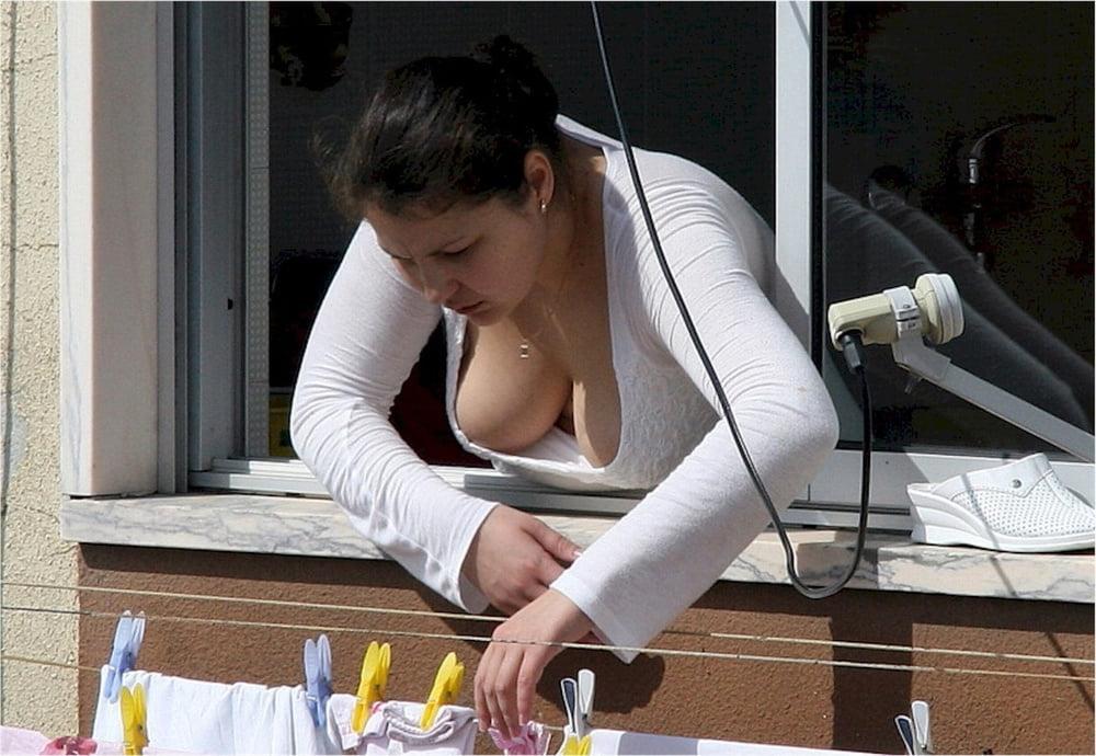 25P Show me your tits 107.