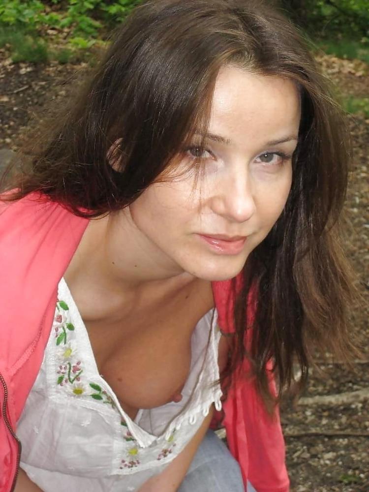 25P Show me your tits 107.