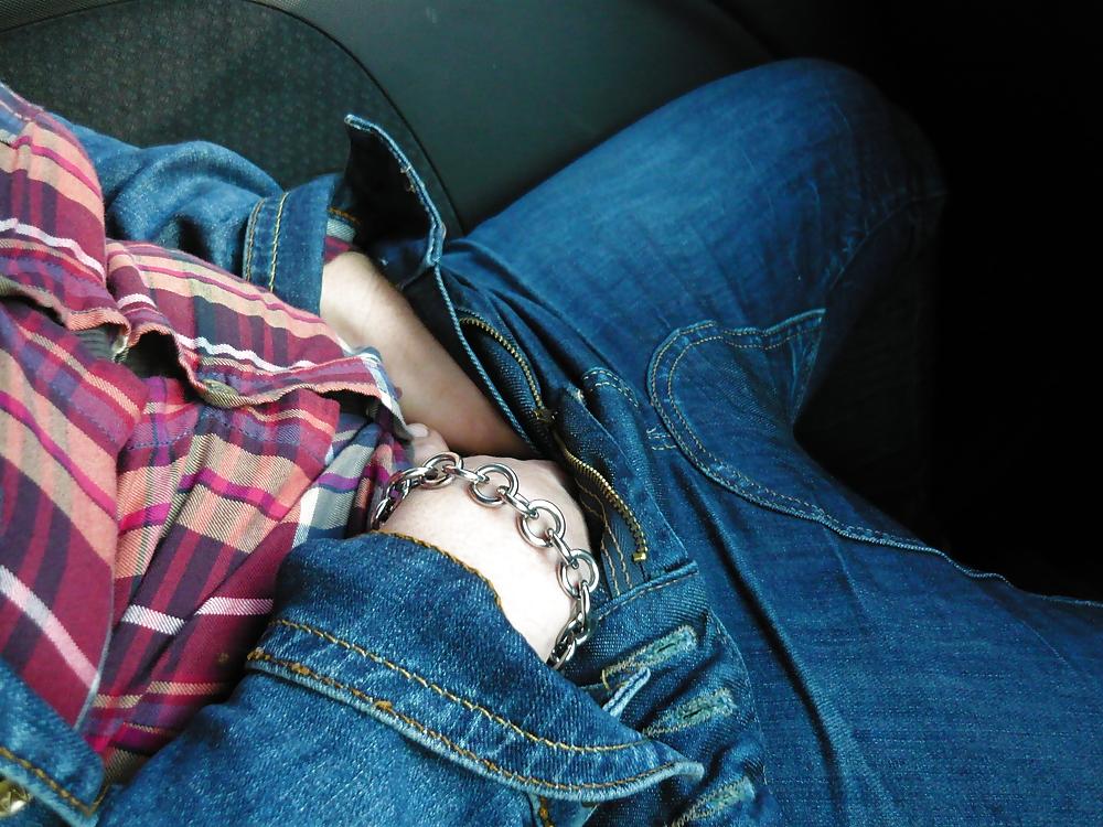 5P Me an friend in my car