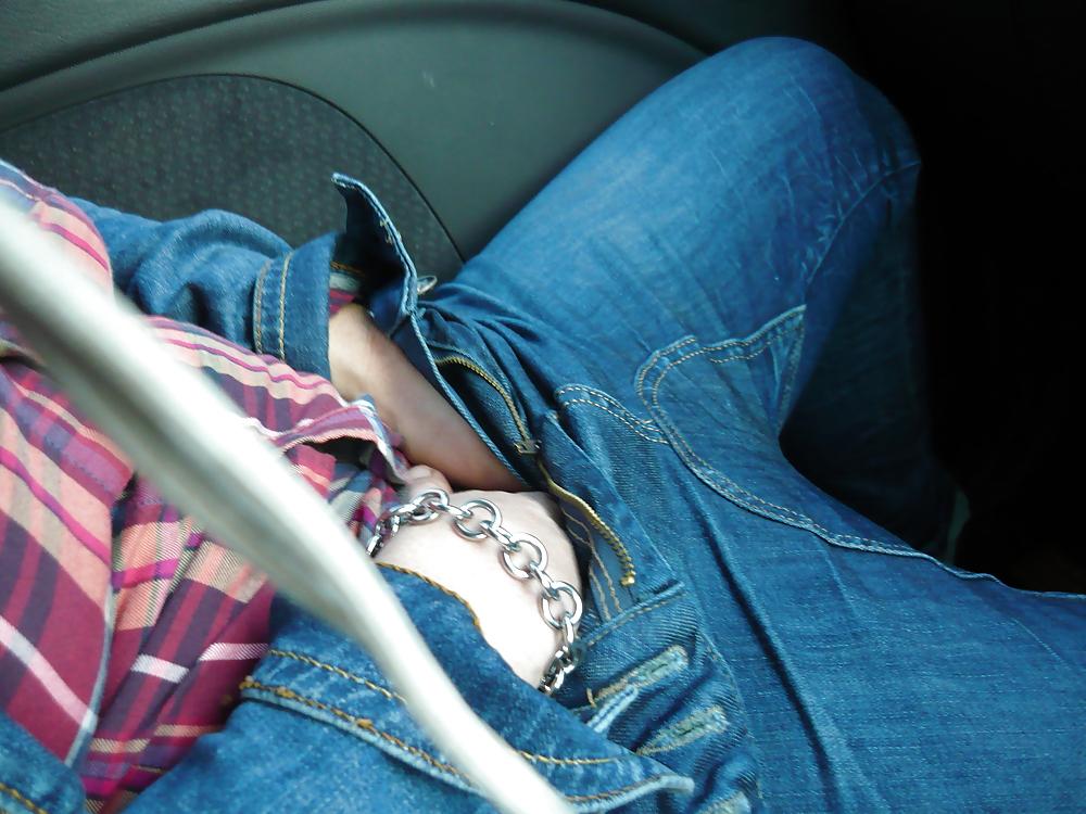 5P Me an friend in my car