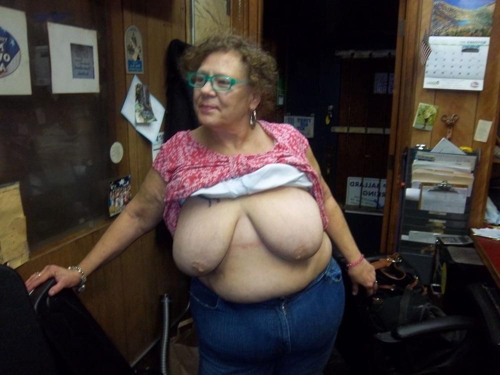 25P Show me your tits 094.