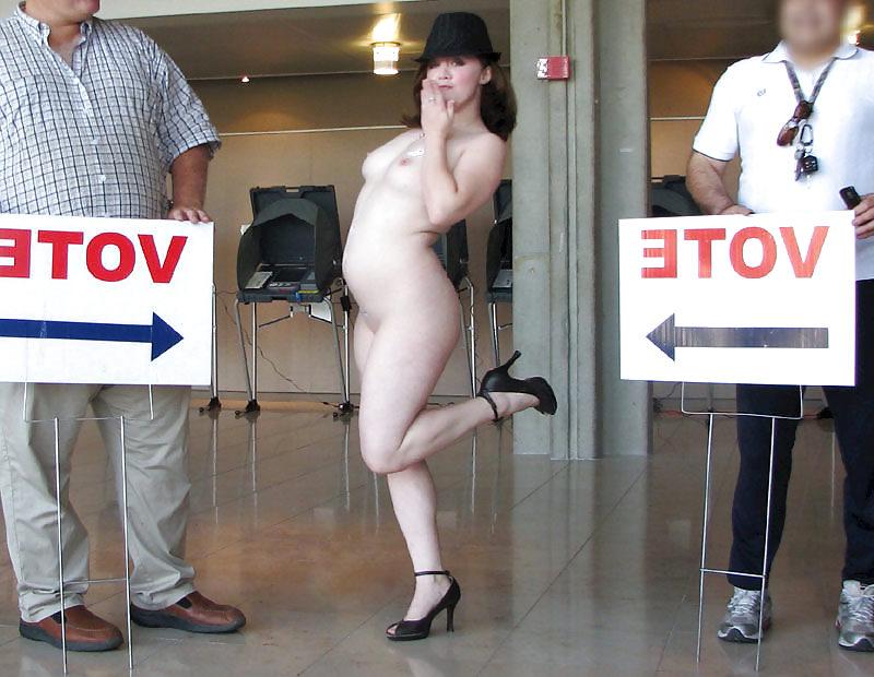 16P The naked OBAMA voter!