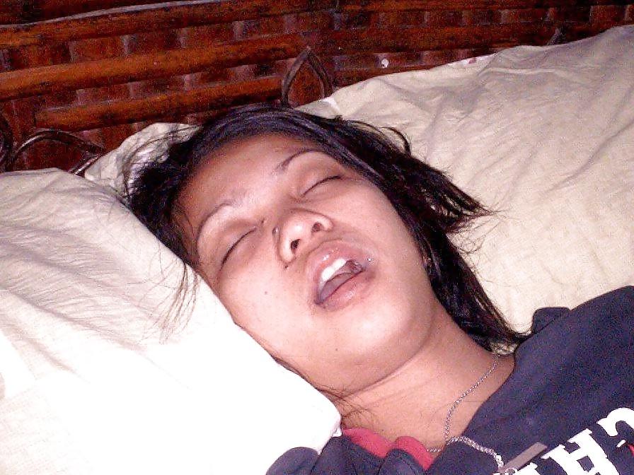 6P Moqueada a nena en la cara
