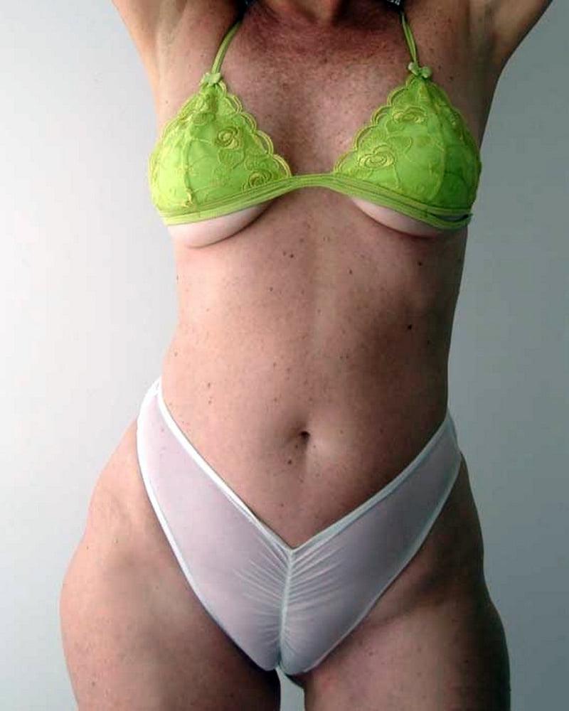 13P camel toe