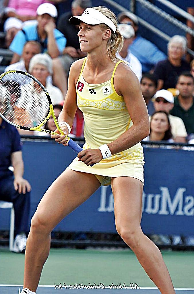 25P Athletic And Camel Toe Erotica 9 By twistedworlds