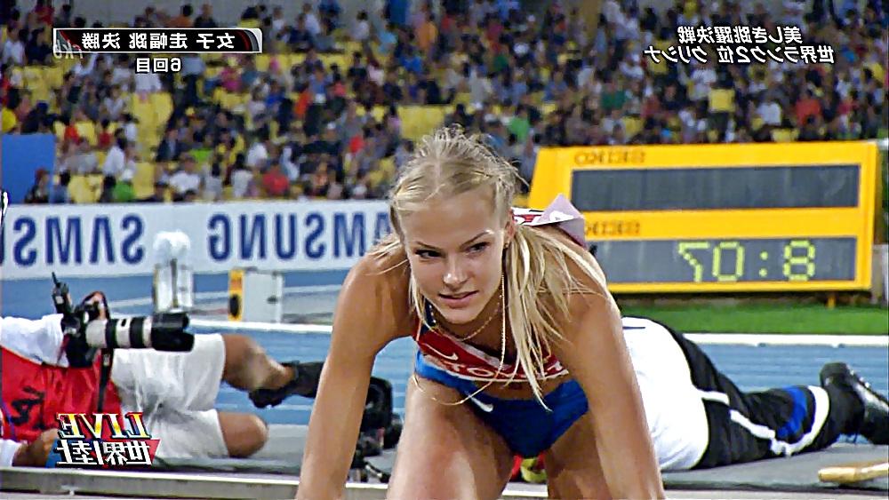 25P Athletic And Camel Toe Erotica 9 By twistedworlds