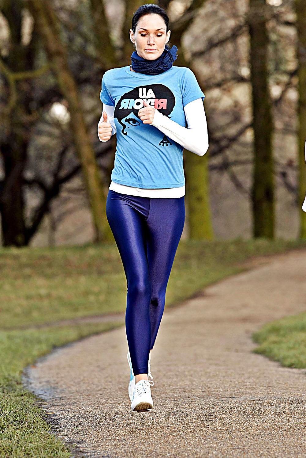25P Athletic And Camel Toe Erotica 9 By twistedworlds
