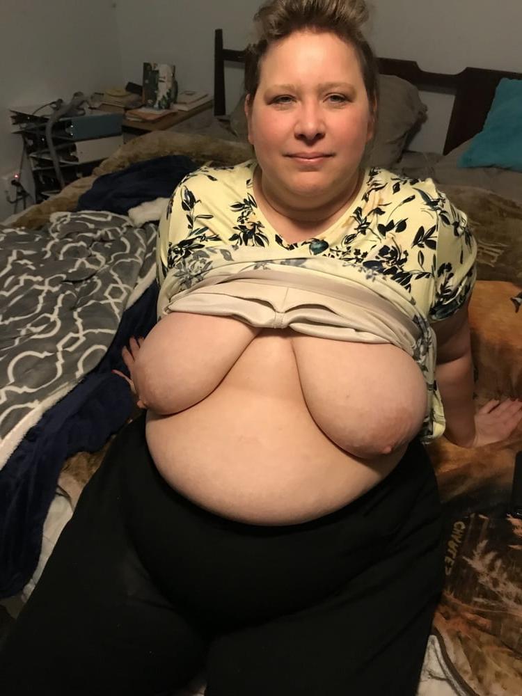 25P Show me your tits 076
