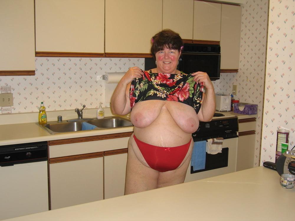 25P Show me your tits 077