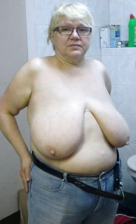25P Show me your tits 081.