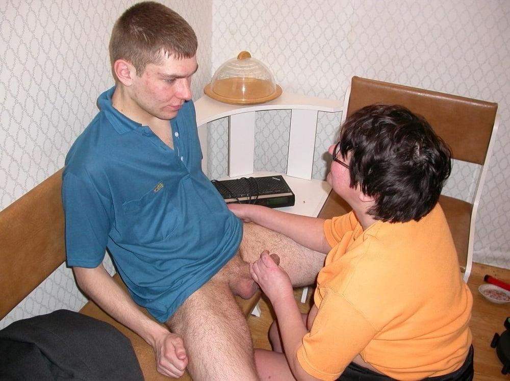 25P Older and hot 059 (Horny ugly mom)