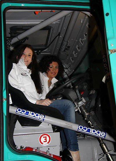 22P Sexy Girls at the Car Show