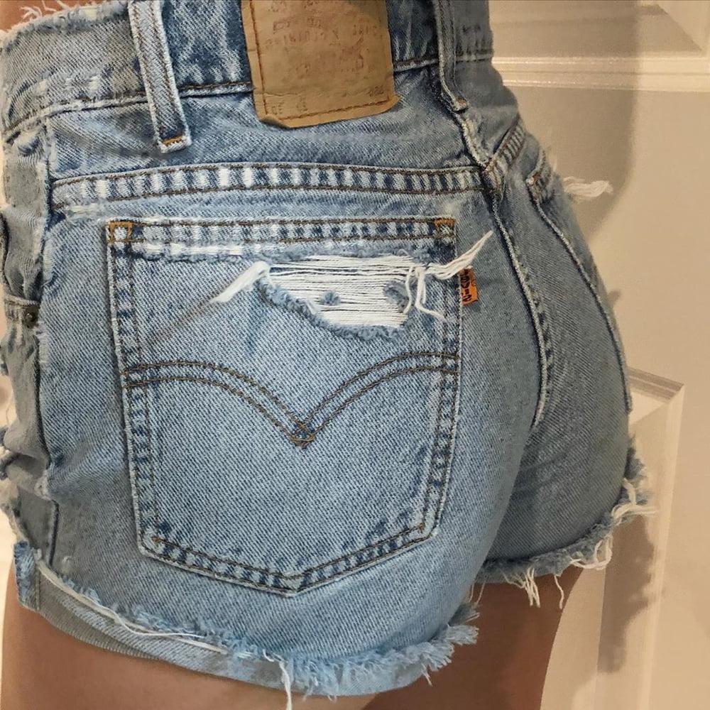 25P Denim shorts 23