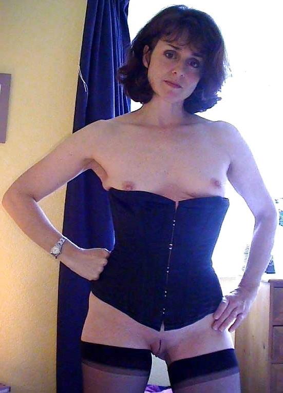 25P mature perfect 1