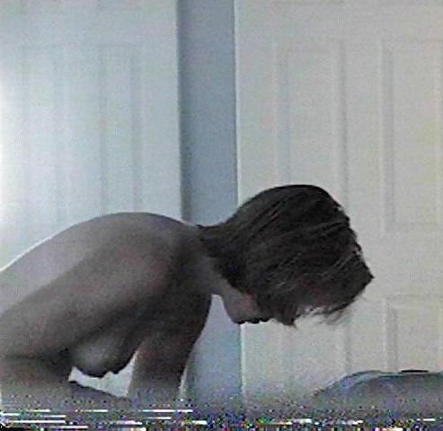 12P Someone's wife nude