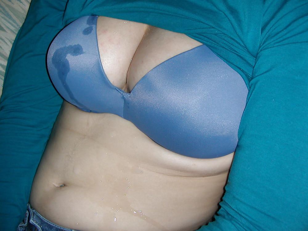 6P Fotos de una amiga dormida (CUMMING BOOBS GIRL)