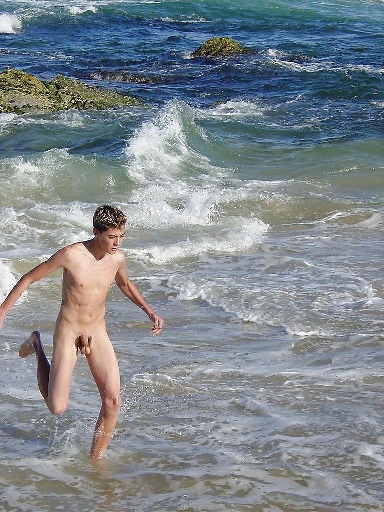 25P Skinny Dipping L by bootsandballs