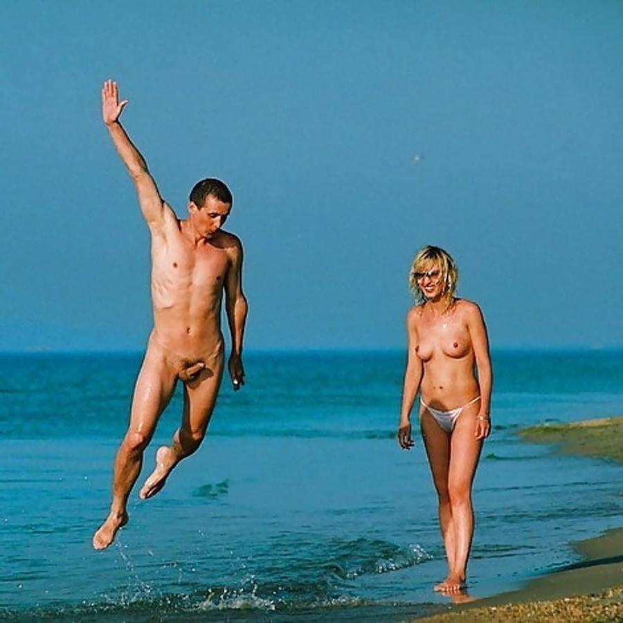 25P Couple Outdoors 22
