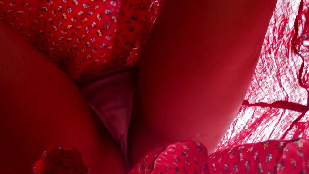 11P UPSKIRT VIDCAPS