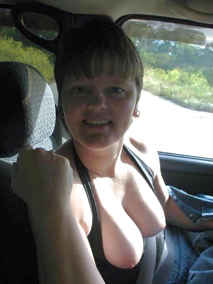 22P Girls in cars
