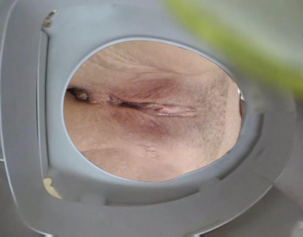 8P Fake Toilet Pics with my Wife