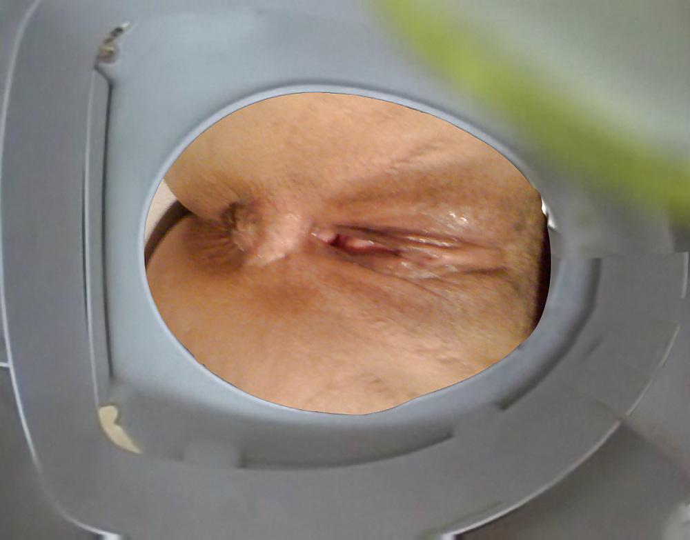 8P Fake Toilet Pics with my Wife